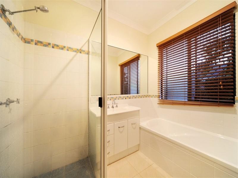 1/7 Erromango Drive, Jubilee Pocket QLD 4802