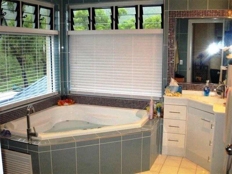 1 Olden Court, Hideaway Bay QLD 4800