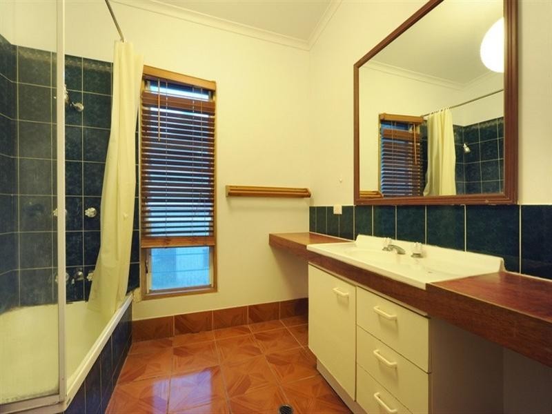 29 Eshelby Drive, Cannonvale QLD 4802