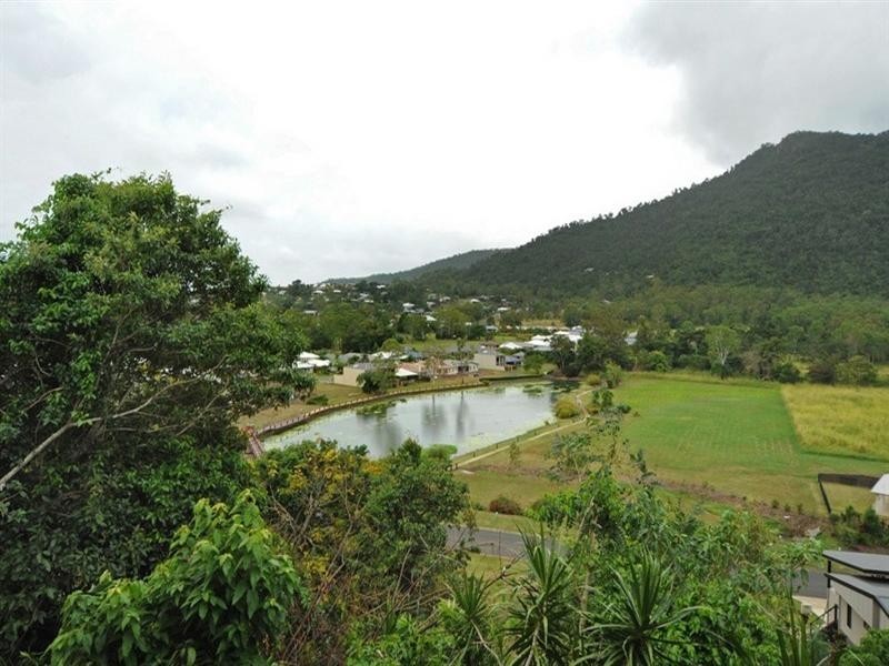 17 Daydream Court, Cannonvale QLD 4802