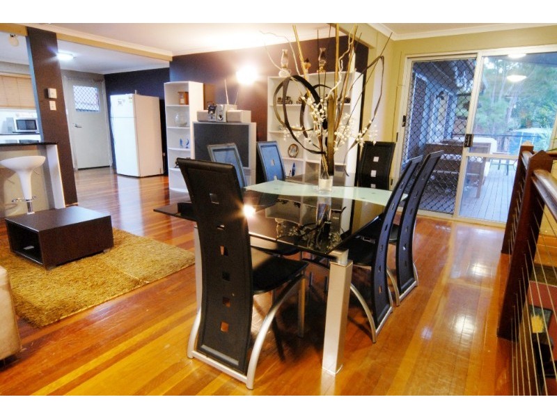 14 Manooka Drive, Cannonvale QLD 4802