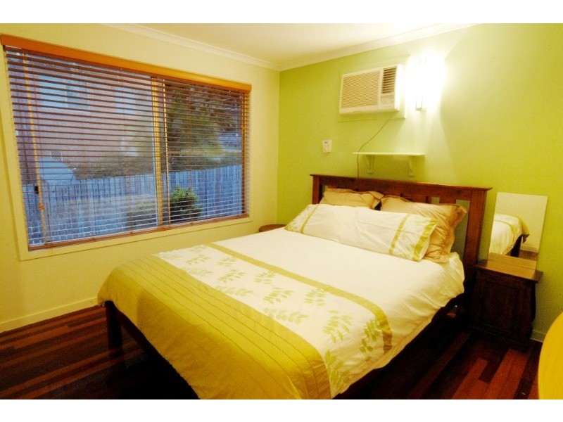 14 Manooka Drive, Cannonvale QLD 4802