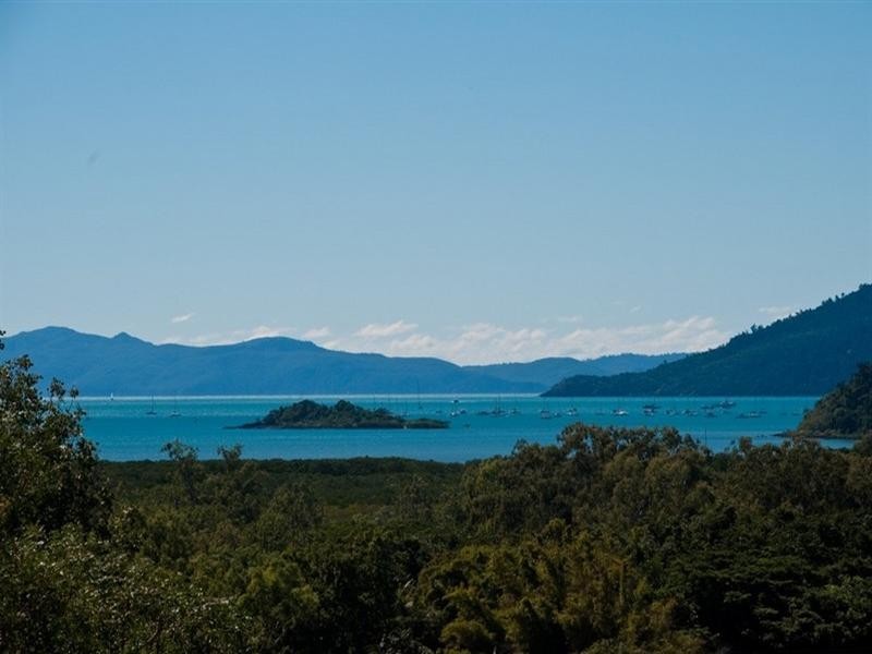 3 Braithwaite Court, Cannonvale QLD 4802