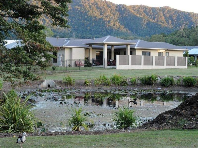 14 Waite Creek Court, Cannonvale QLD 4802