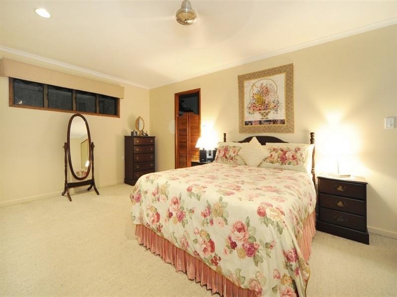 19 Country Road, Cannonvale QLD 4802