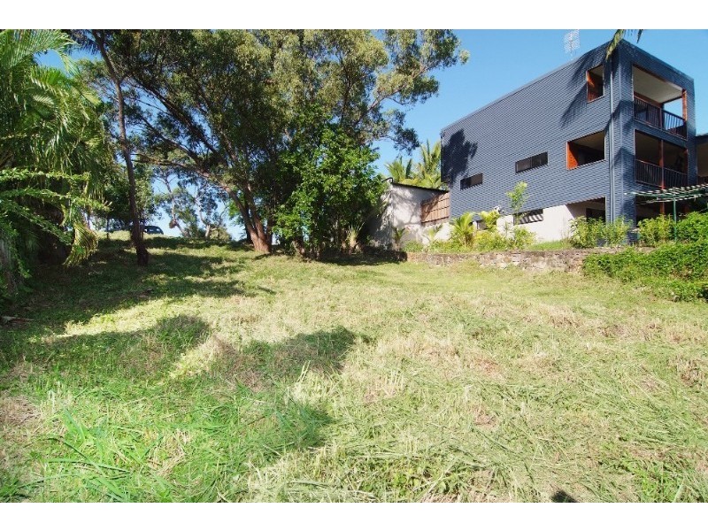 44 Harbour Avenue, Shute Harbour QLD 4802