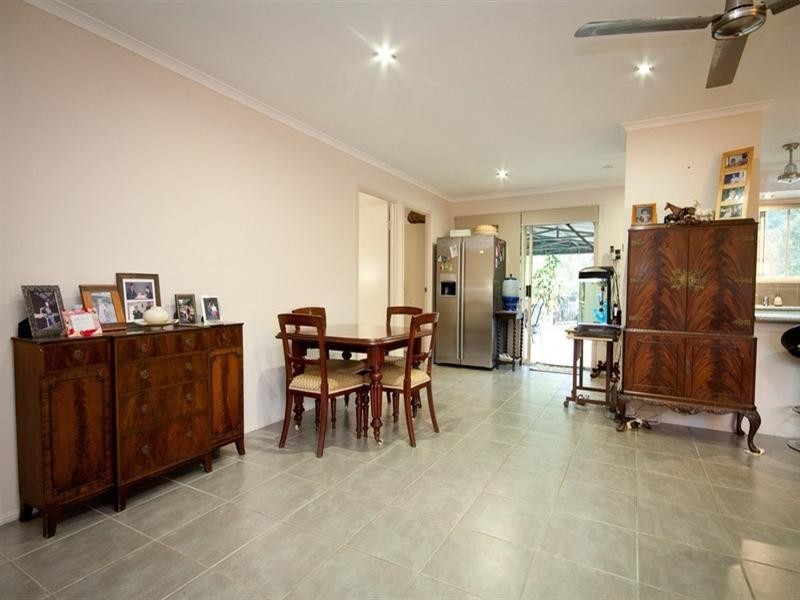 5 Solway Avenue, Cannonvale QLD 4802