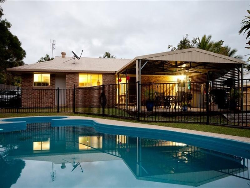 5 Solway Avenue, Cannonvale QLD 4802