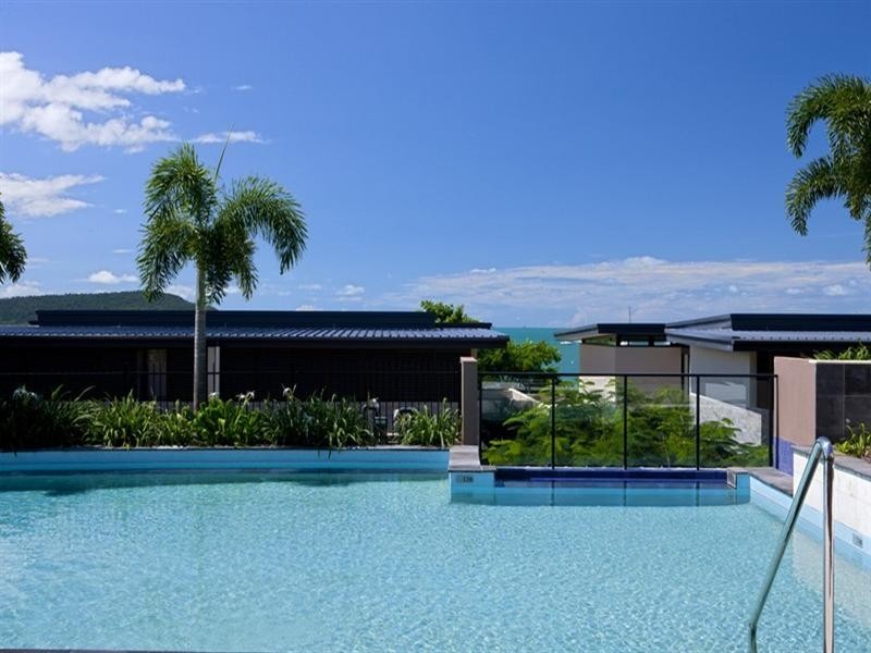 16/11 Altmann Avenue, Cannonvale QLD 4802