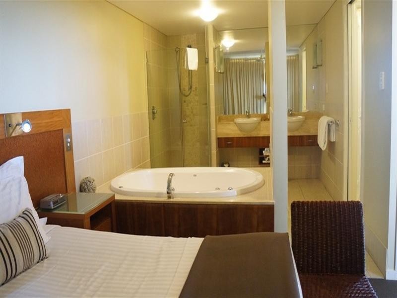 17/16 Golden Orchid Drive, Airlie Beach QLD 4802