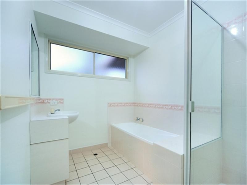 17 Daydream Court, Cannonvale QLD 4802