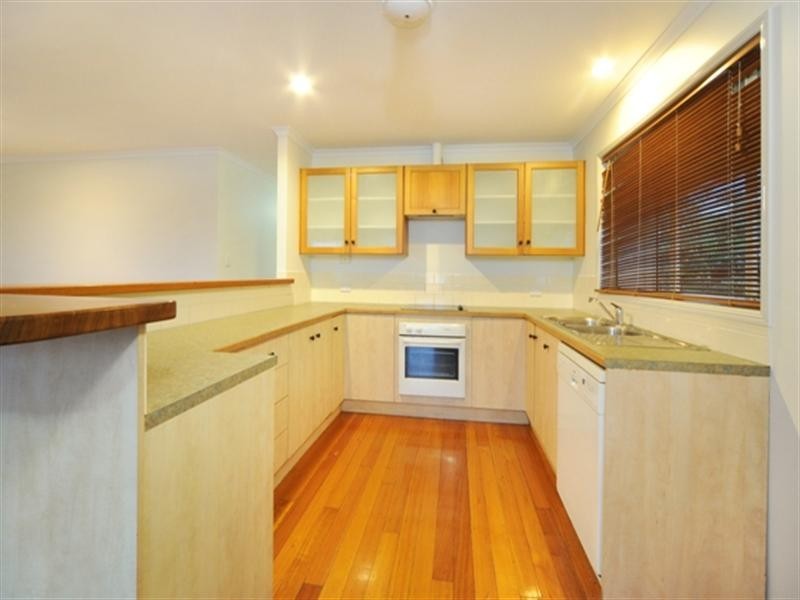 17 Daydream Court, Cannonvale QLD 4802