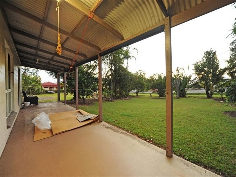 5 William Close, Cannonvale QLD 4802