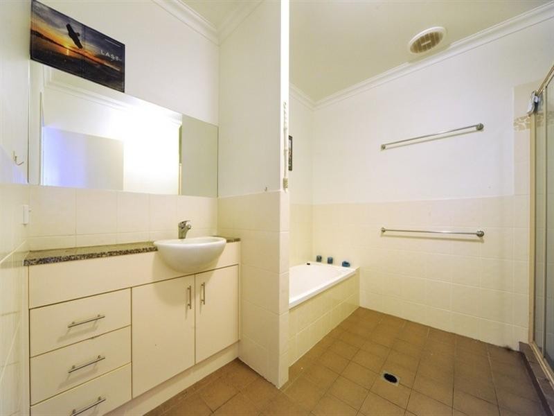 15/21 Shute Harbour Road, Cannonvale QLD 4802