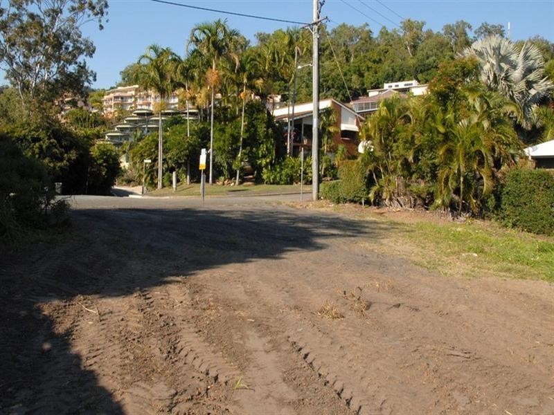 2 Kara Crescent, Airlie Beach QLD 4802