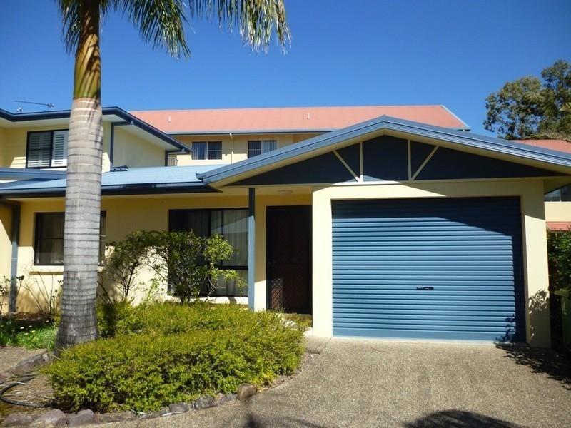 4/16 Beach Road, Cannonvale QLD 4802