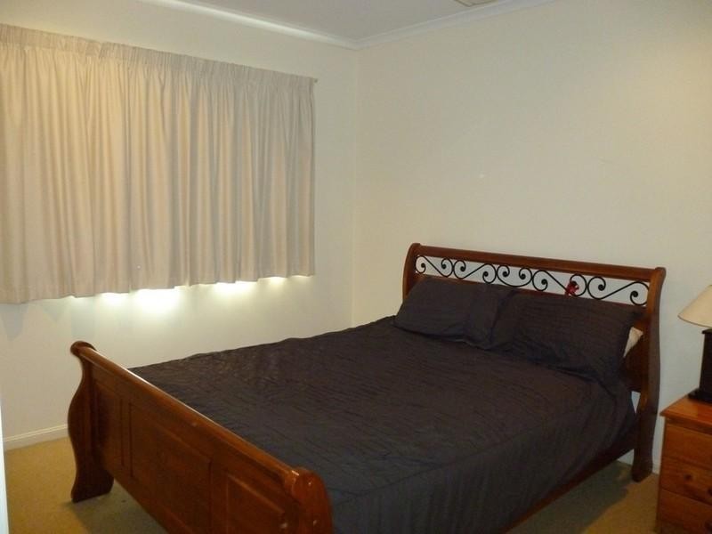 4/16 Beach Road, Cannonvale QLD 4802