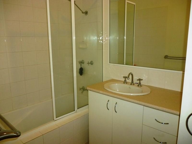 4/16 Beach Road, Cannonvale QLD 4802