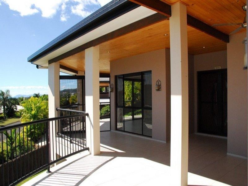5 Whitehaven Crescent, Cannonvale QLD 4802
