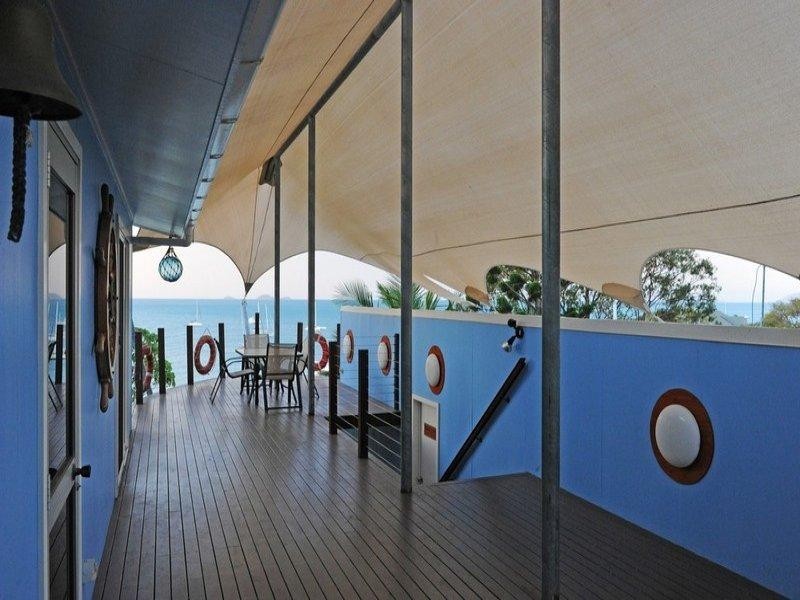 13 Oceanview Avenue, Airlie Beach QLD 4802