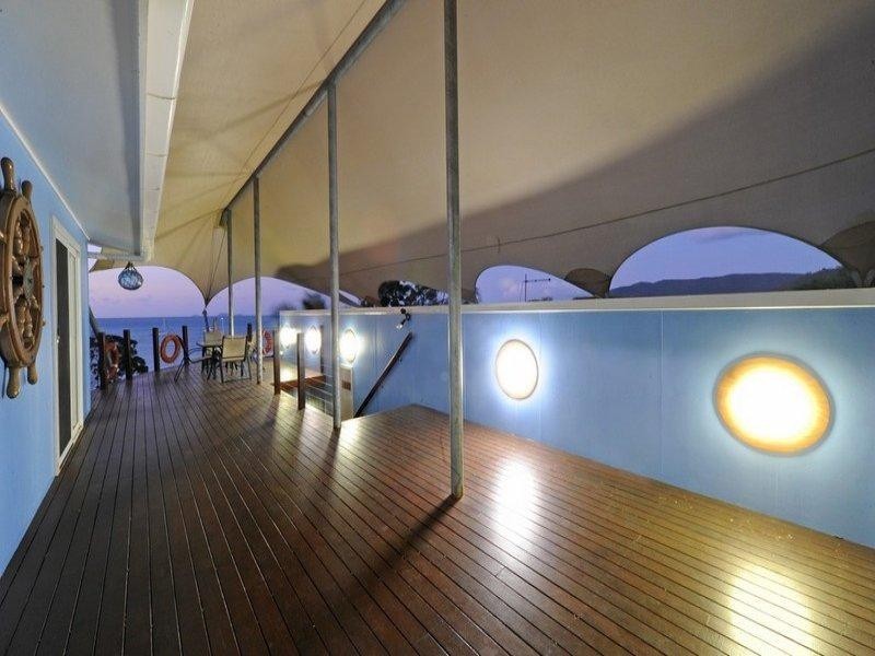 13 Oceanview Avenue, Airlie Beach QLD 4802