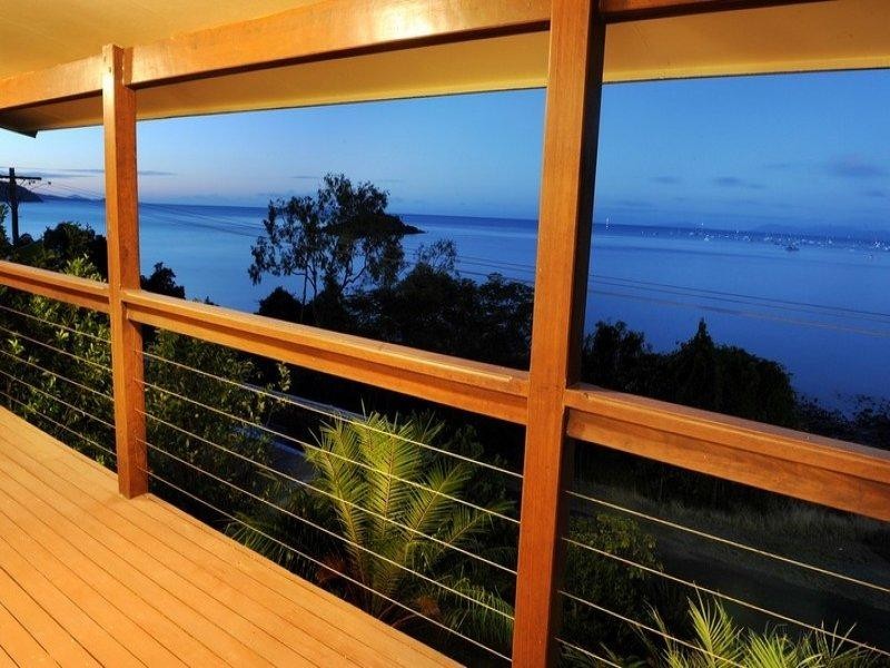 12 Coral Esplanade, Cannonvale QLD 4802