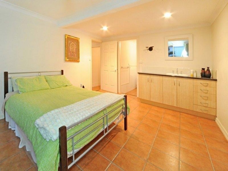 12 Coral Esplanade, Cannonvale QLD 4802