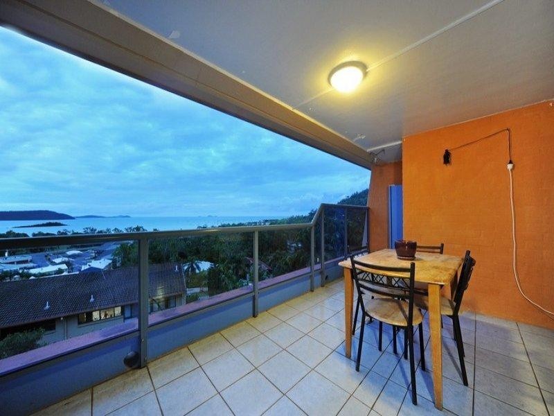 159/6 Eshelby Drive, Cannonvale QLD 4802