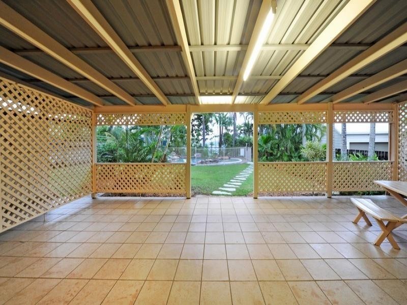 20 Illawong Street, Cannonvale QLD 4802