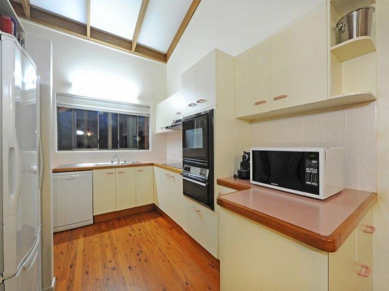 20 Illawong Street, Cannonvale QLD 4802