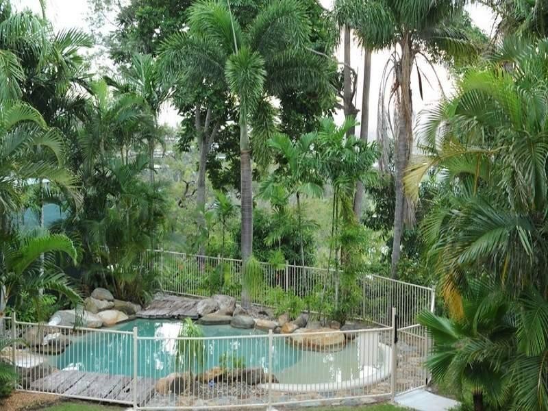 20 Illawong Street, Cannonvale QLD 4802