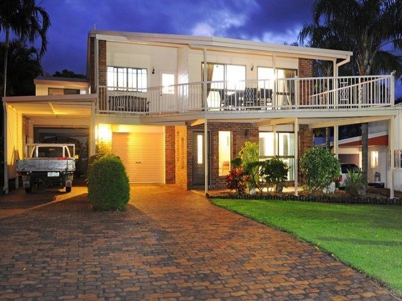 20 Illawong Street, Cannonvale QLD 4802