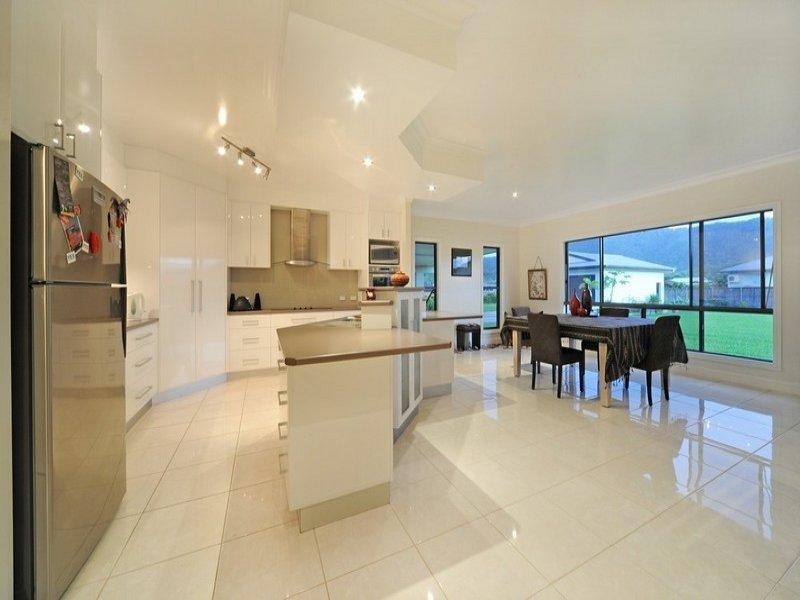 63 Galbraith Park Drive, Cannonvale QLD 4802