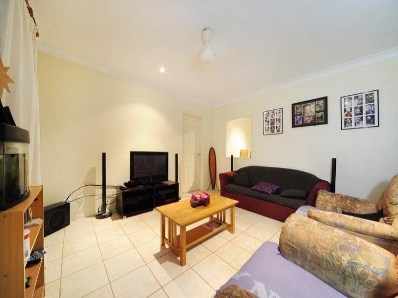 44 Banksia Court, Cannonvale QLD 4802