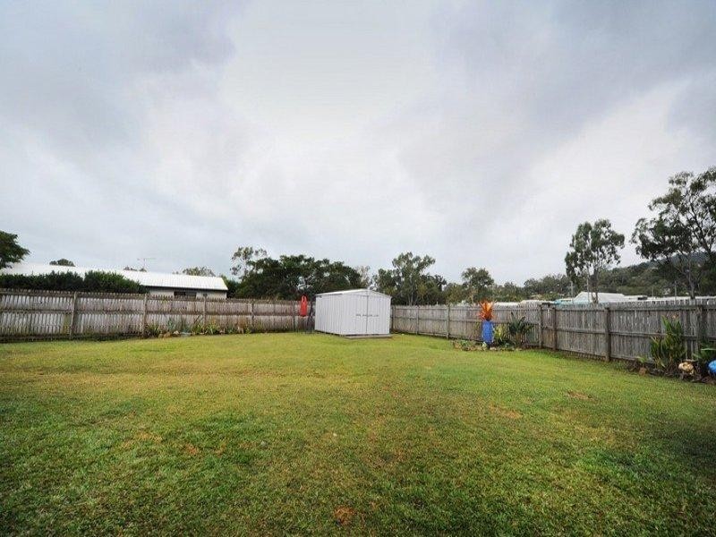 44 Banksia Court, Cannonvale QLD 4802