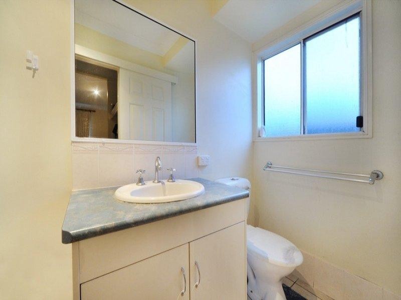 44 Banksia Court, Cannonvale QLD 4802