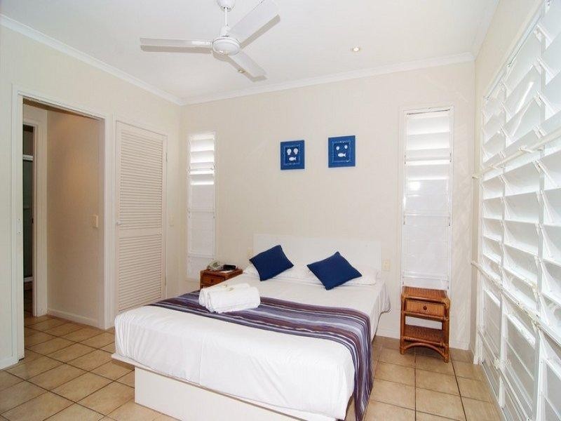 20 and 20a/2 Erromango Drive, Jubilee Pocket QLD 4802