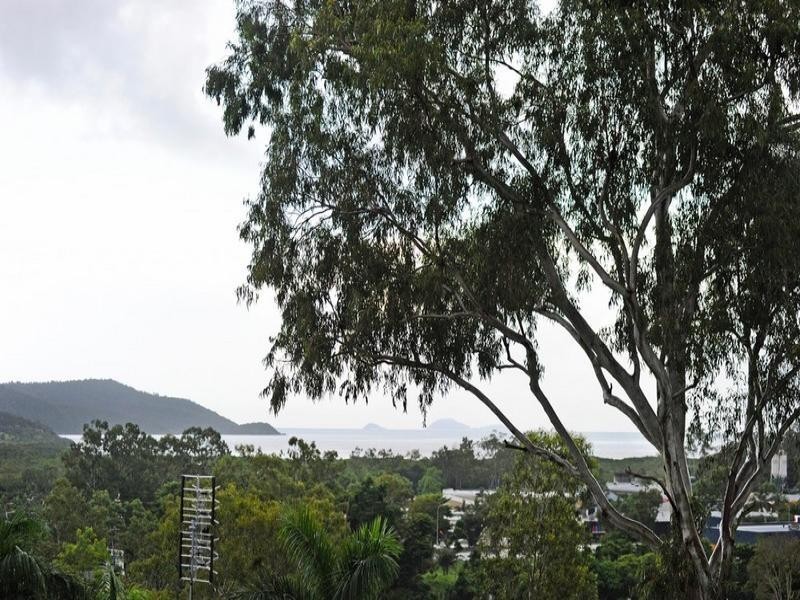 3 Hamilton Avenue, Cannonvale QLD 4802