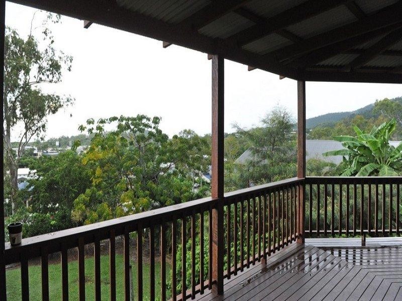 3 Hamilton Avenue, Cannonvale QLD 4802