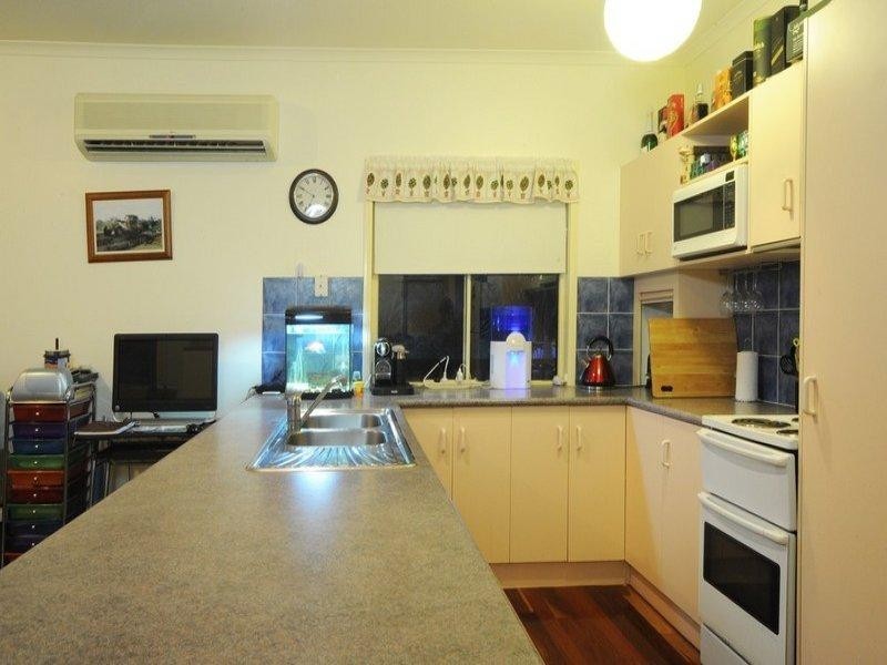 3 Hamilton Avenue, Cannonvale QLD 4802