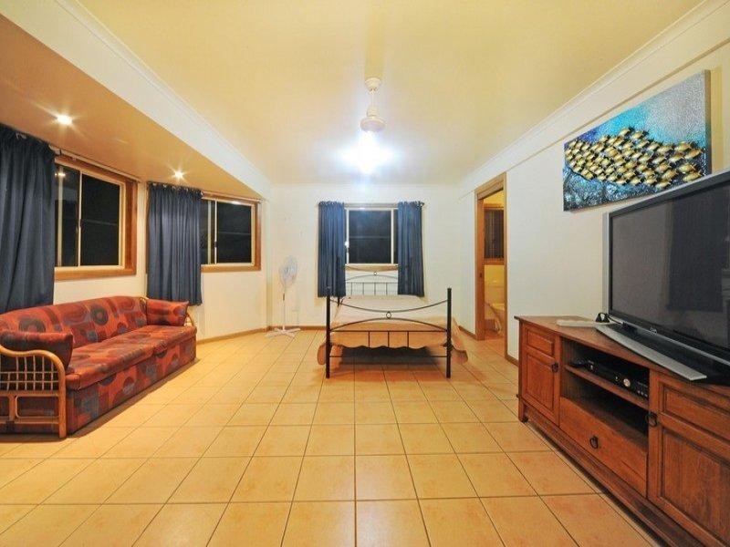 3 Hamilton Avenue, Cannonvale QLD 4802