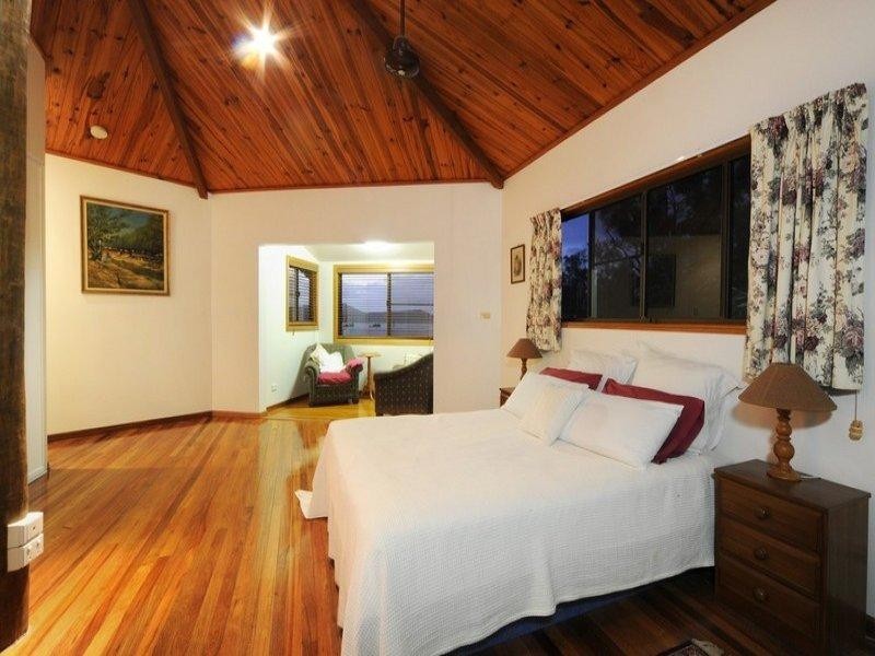 7 Jones Road, Cannonvale QLD 4802