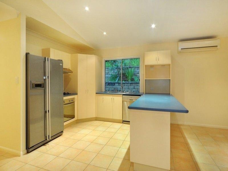 65 Namanula Drive, Flametree QLD 4802