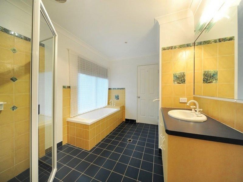 65 Namanula Drive, Flametree QLD 4802