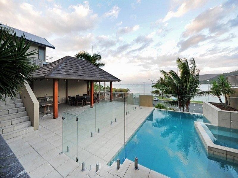 18 Broadwater Avenue, Airlie Beach QLD 4802