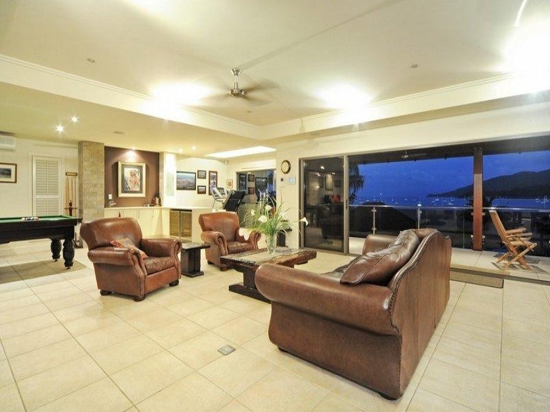 18 Broadwater Avenue, Airlie Beach QLD 4802