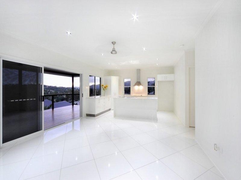 11 Johnswood Close, Cannonvale QLD 4802