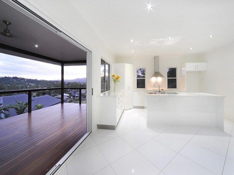 11 Johnswood Close, Cannonvale QLD 4802