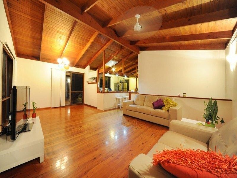 3 Macona Crescent, Cannonvale QLD 4802