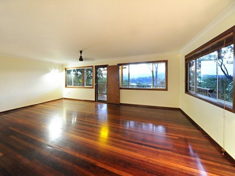 19 Warruga Street, Cannonvale QLD 4802